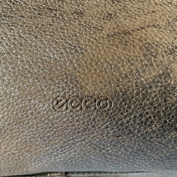 •Ecco Beige Genuine Pebble Leather Silver Metallic Weekender Tote Travel Bag - Picture 5 of 16